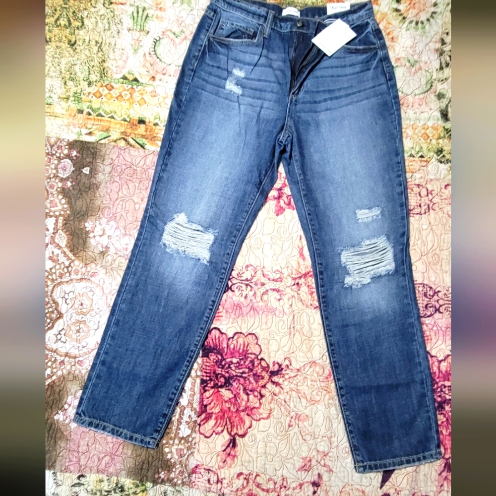 New Sneak Peek Jeans